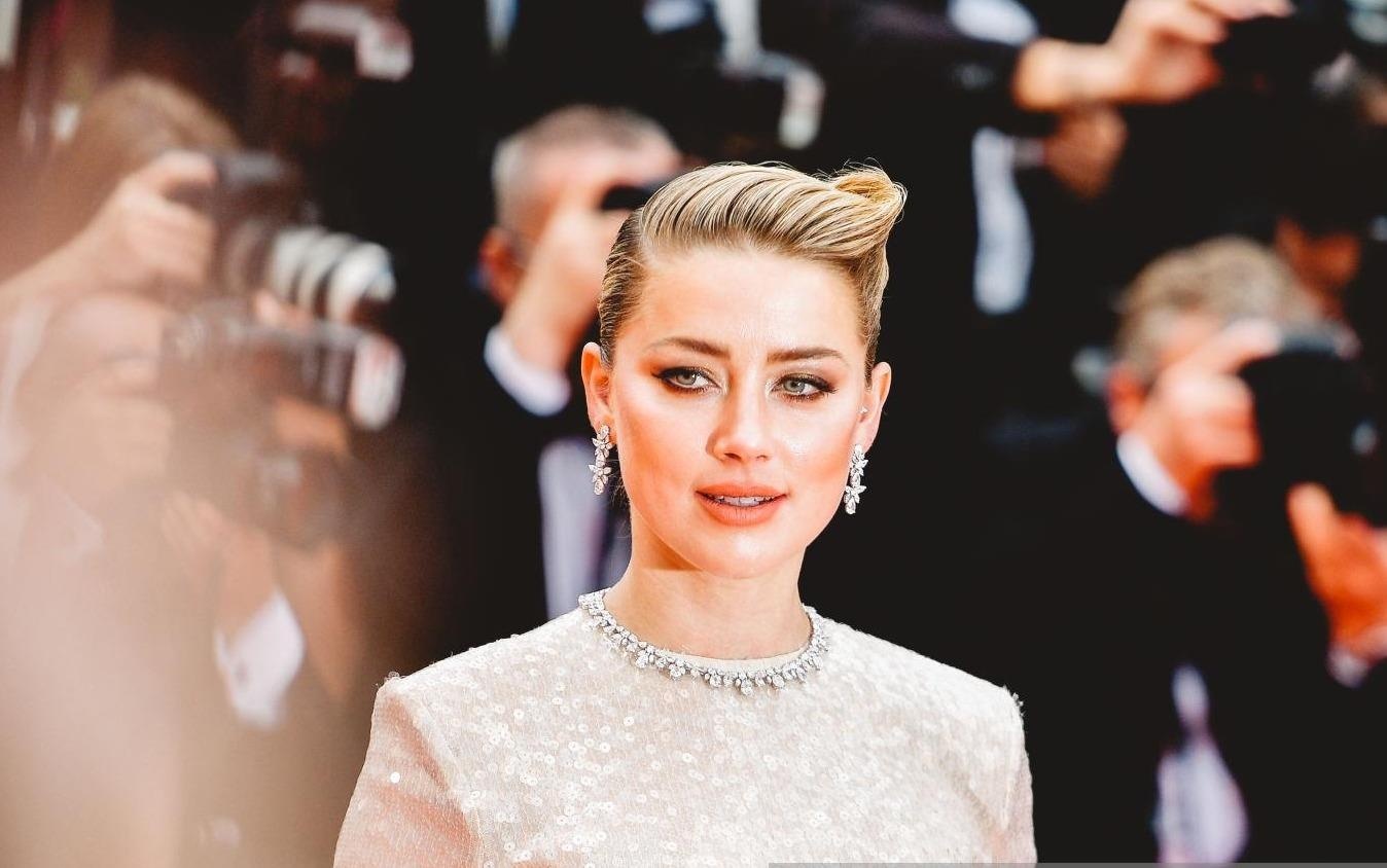 Amber Heard quyen luc, Canh Diem goi cam tren tham do Cannes 2019 hinh anh