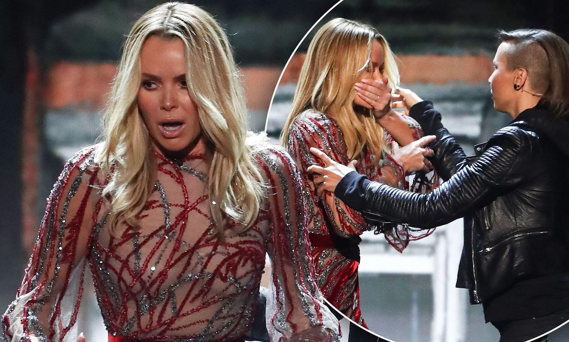 Giam khao vang tuc tren song truc tiep Britain's Got Talent hinh anh