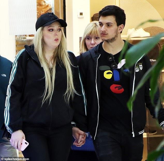 con gái Donald Trump bị chê béo ảnh 7 con gai Donald Trump bi che beo anh 7