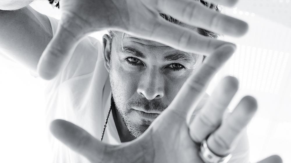 Chris Hemsworth dien trai anh 4