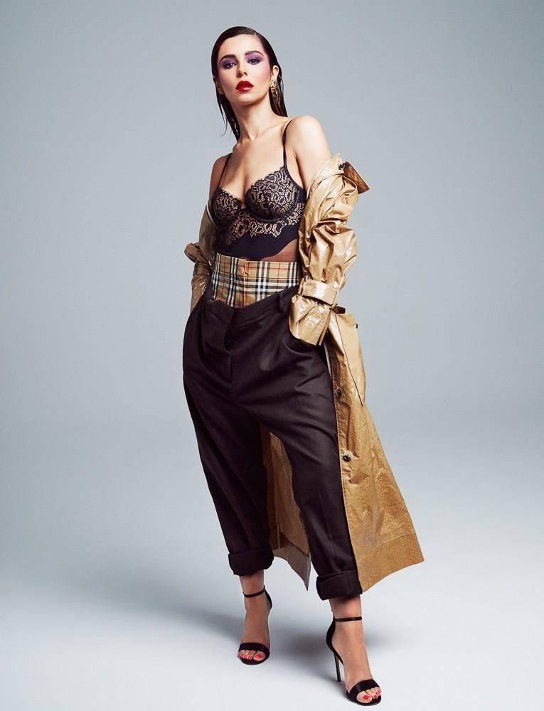 Cheryl Cole goi cam noi loan anh 2