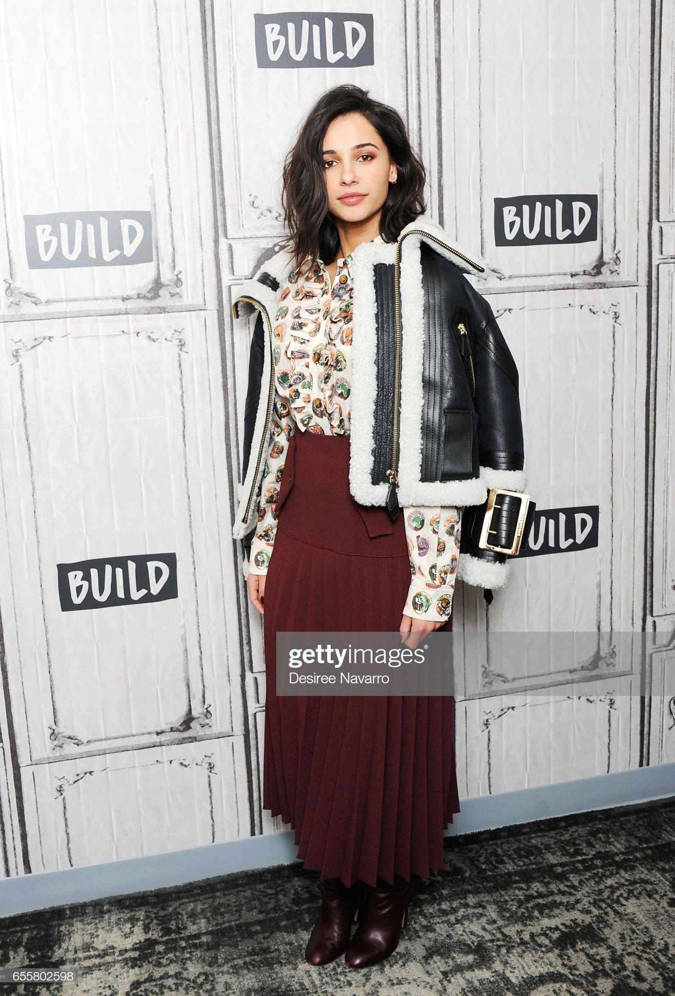 thoi trang cua Naomi Scott anh 6