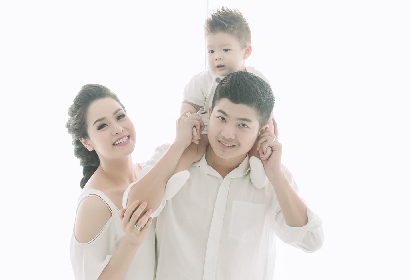 Nhat Kim Anh ly hon anh 8