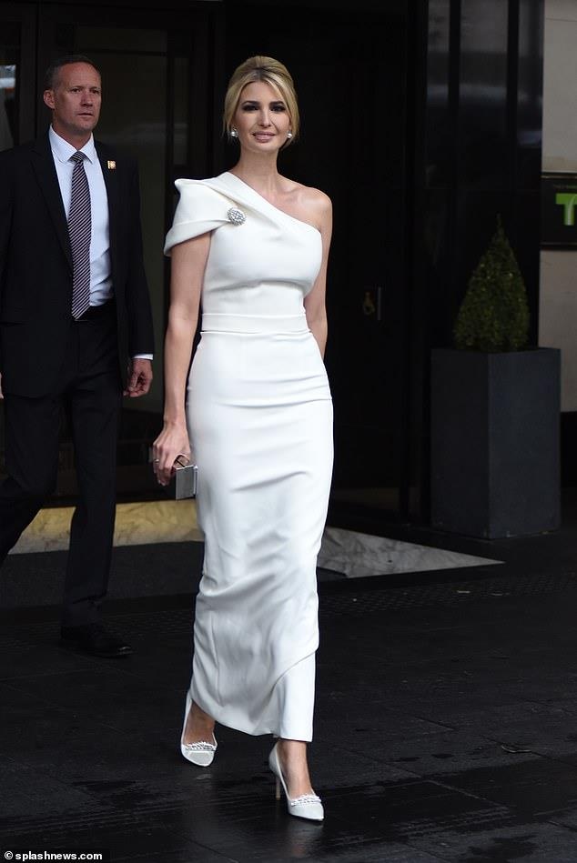 Ivanka Trump mac thanh lich anh 2