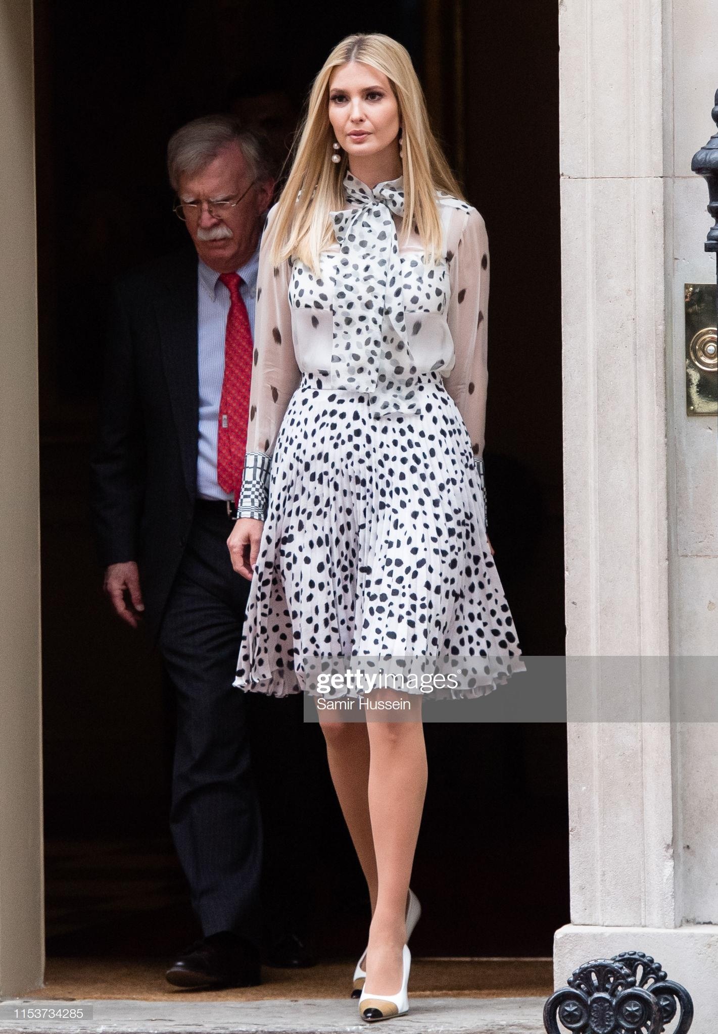 Ivanka Trump mac thanh lich anh 5