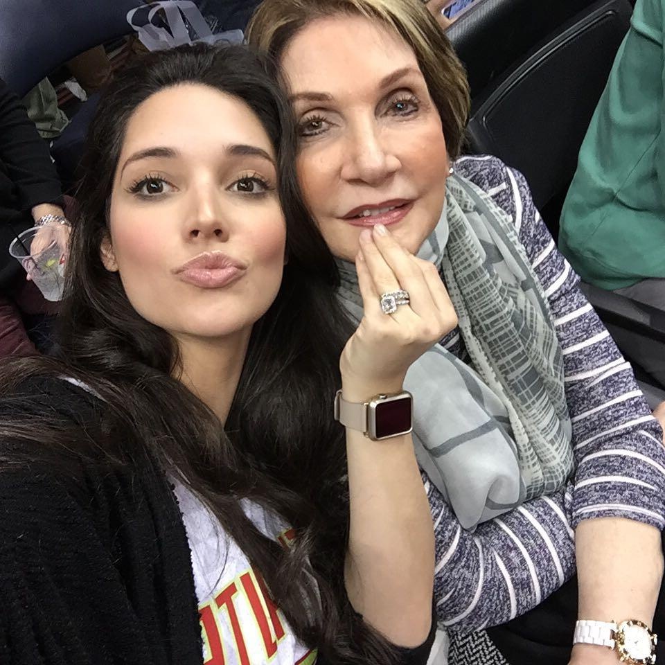 Hoa hau Hoan vu Amelia Vega anh 8