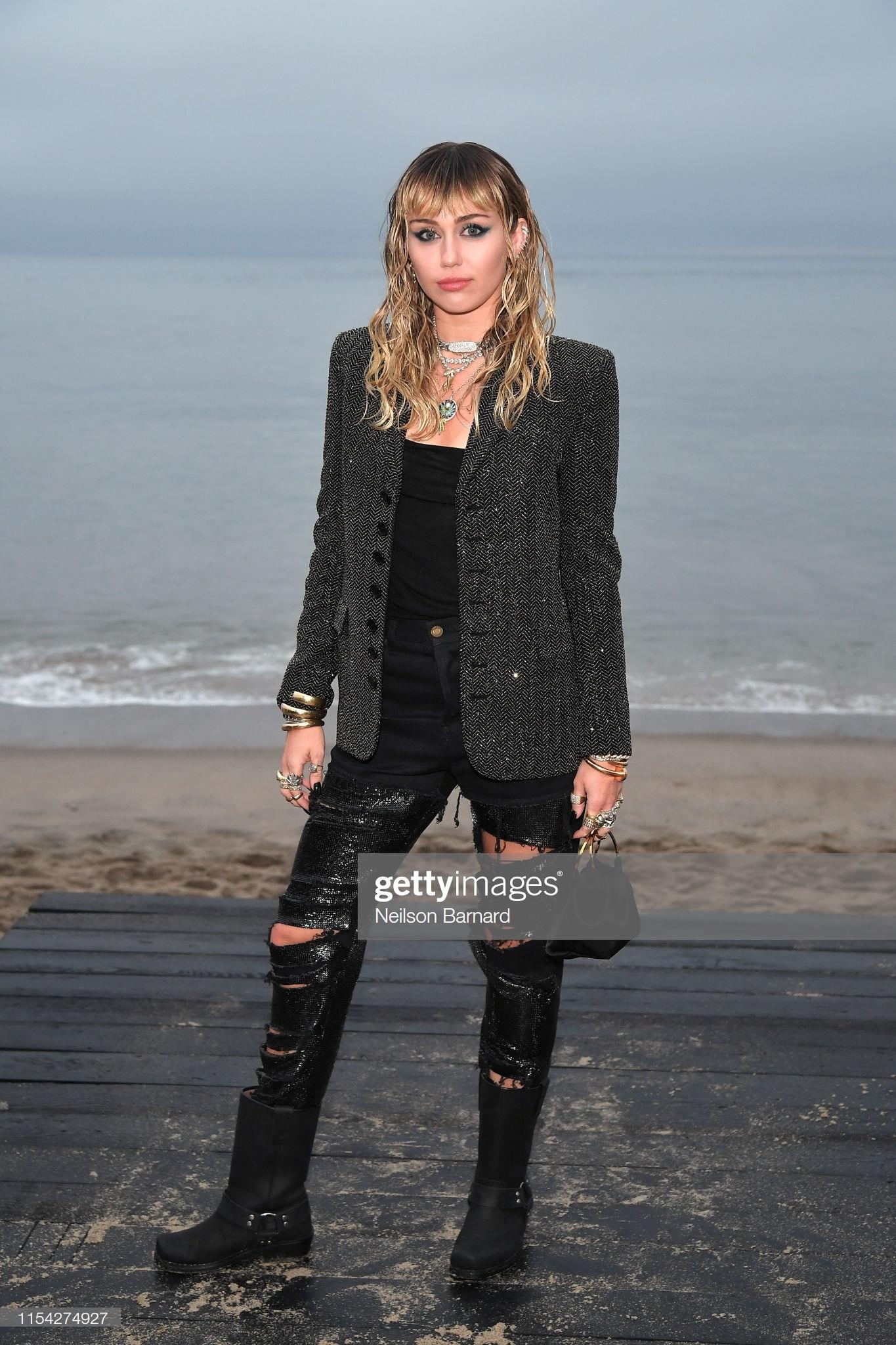 Ivanka Trump mac thanh lich anh 3