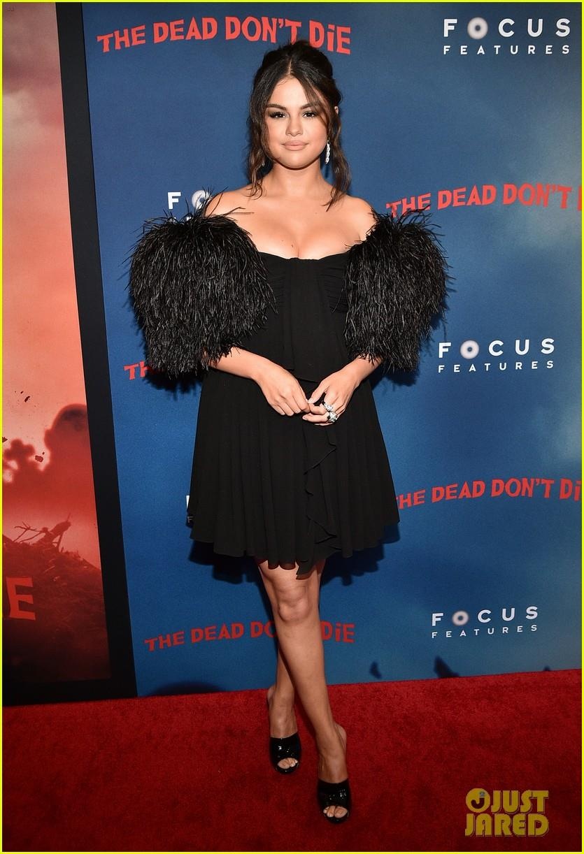 Selena Gomez goi cam anh 1