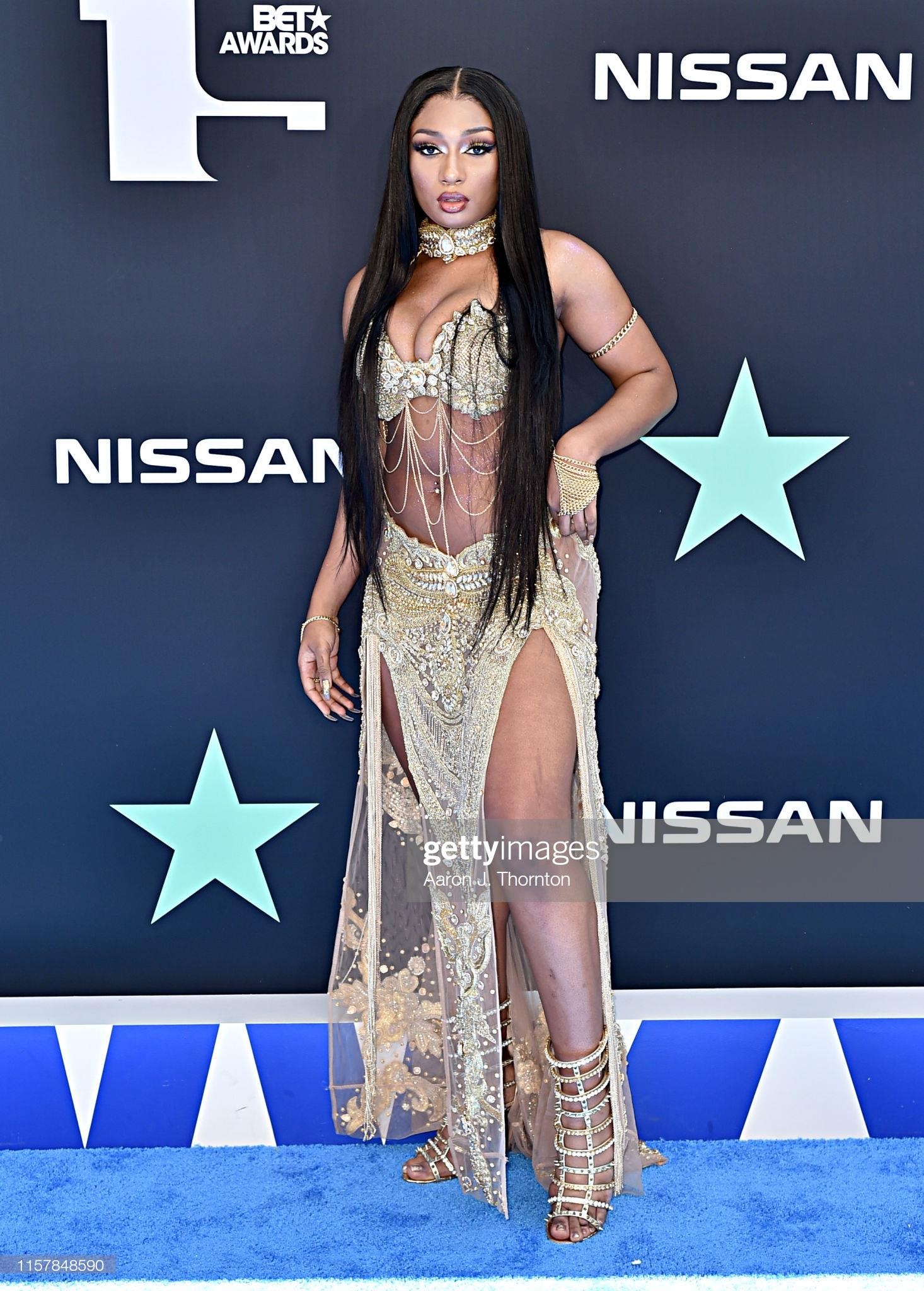 Tham hoa thoi trang BET Awards 2019 anh 3