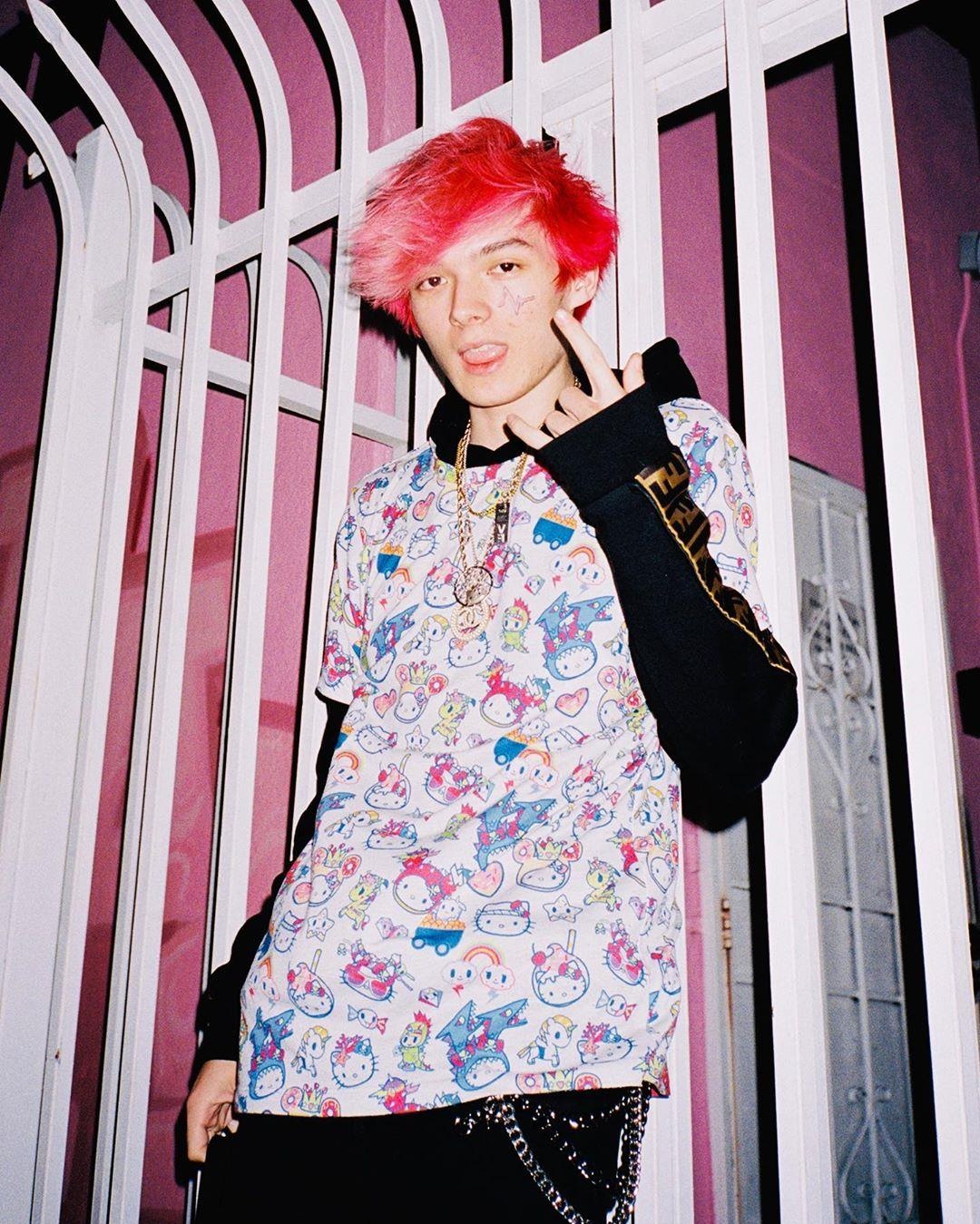 Rapper Philippines mat o tuoi 18 anh 2