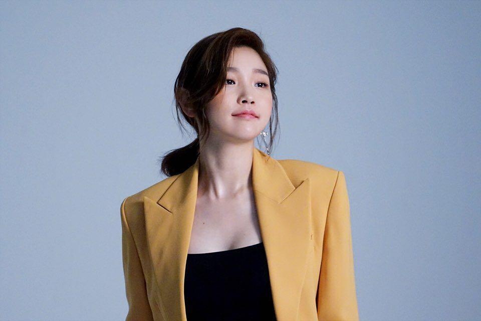 thoi trang cua sao Ky sinh trung anh 5