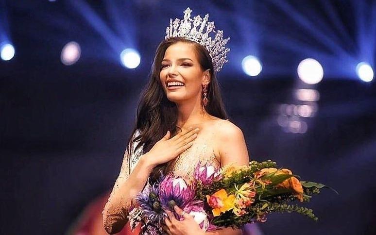 Nu DJ cao 1,81 m gianh vuong mien Hoa hau Hoan vu Thai Lan 2019 hinh anh