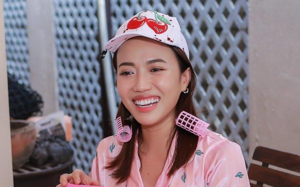 Dieu Nhi cover 'De Mi noi cho ma nghe' theo phong cach 'lay loi' hinh anh