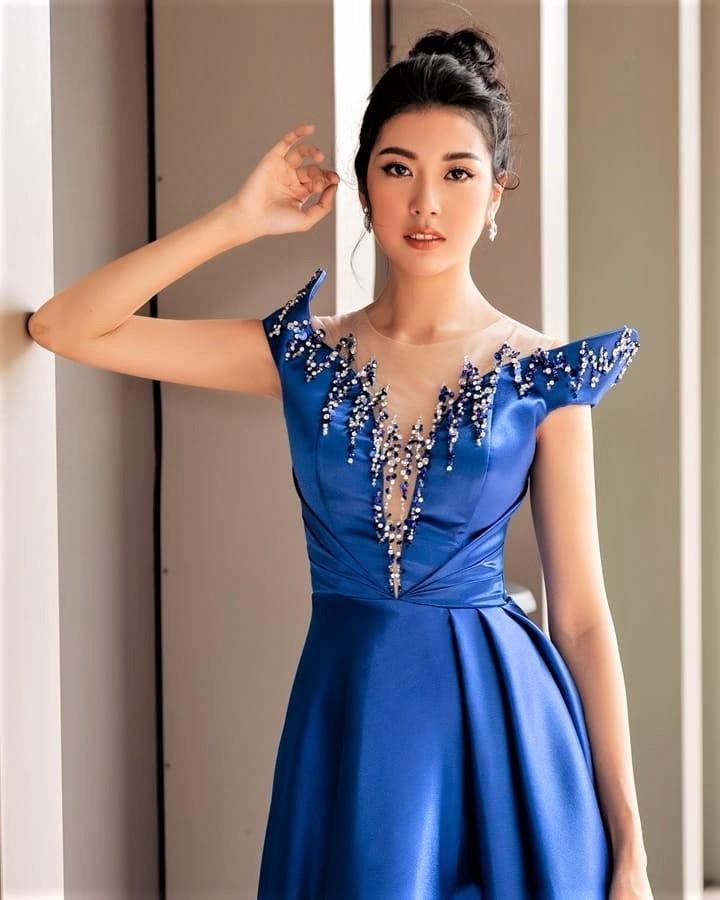 Hoa hau Tieu Vy thuan khiet anh 6