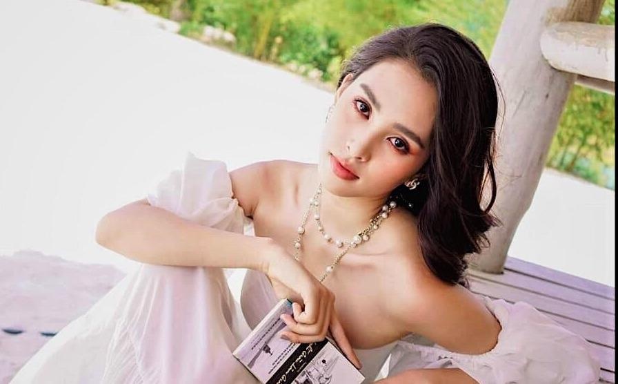 Tieu Vy dep thuan khiet, Hoang Thuy goi cam tuan qua hinh anh