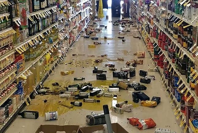 dong dat 6, 4 do richter o California anh 1