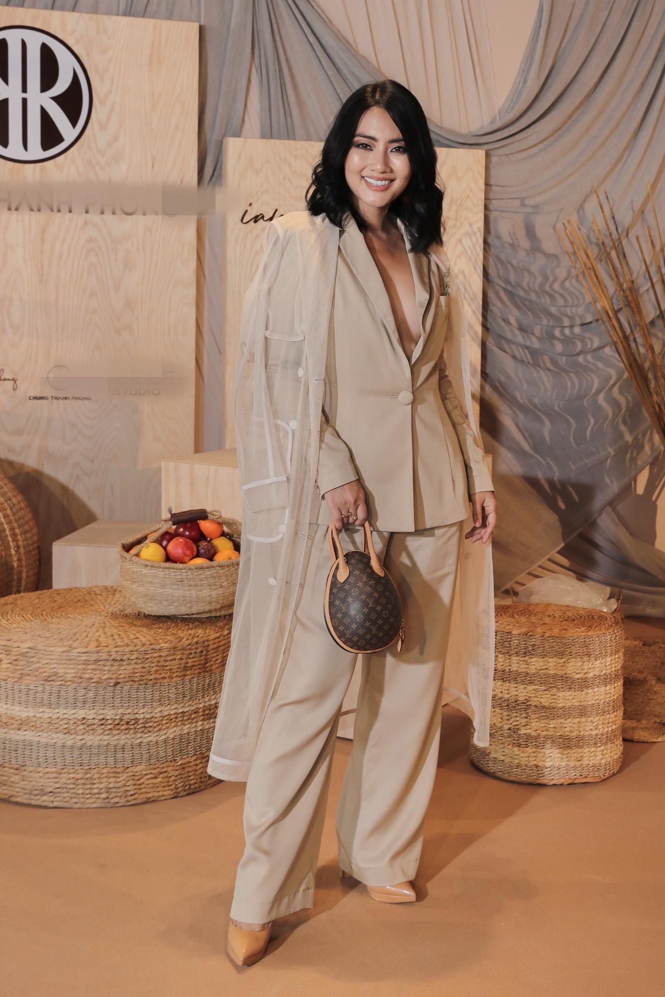 Vo chong ca si Thu Thuy anh 6