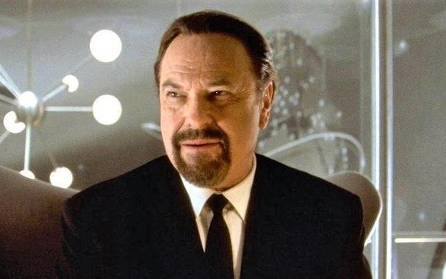 Nam dien vien 'Men In Black' qua doi hinh anh