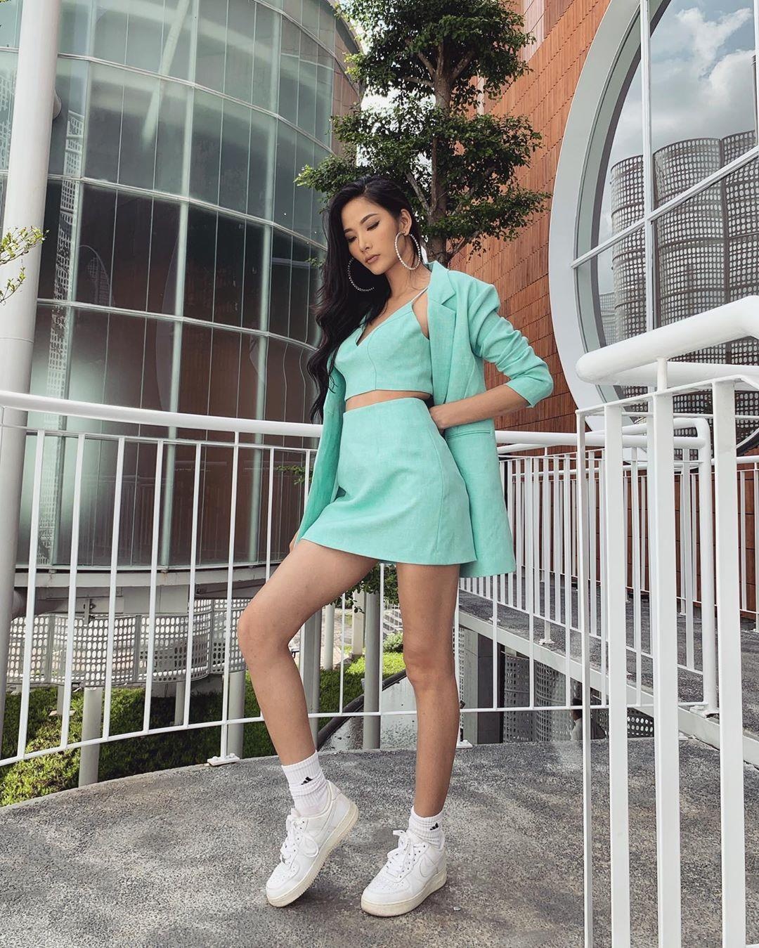 Ha Ho mac matchy matchy anh 5