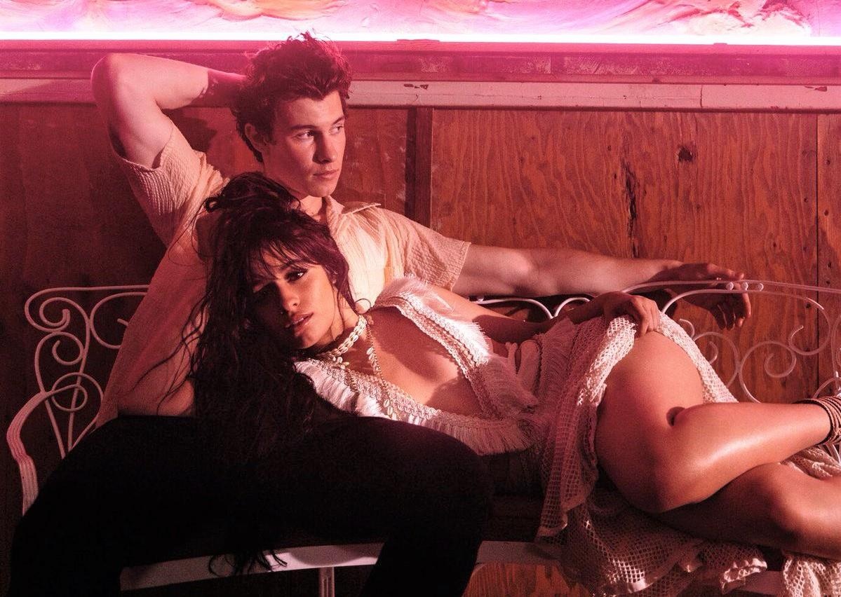 Camila Cabello hẹn hò Shawn Mendes ảnh 1 Camila Cabello hen ho Shawn Mendes anh 1