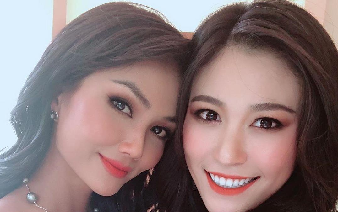 H'Hen Nie va dan hoa hau lam phu dau trong le cuoi my nhan Thai Lan hinh anh