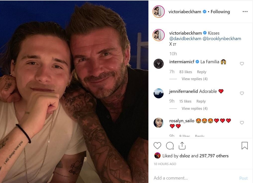 David Beckham bat hoa voi con trai anh 1