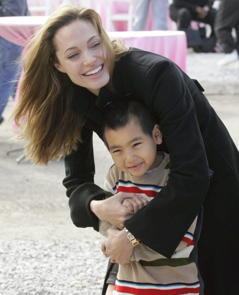 con trai Maddox cua Angelina Jolie anh 2