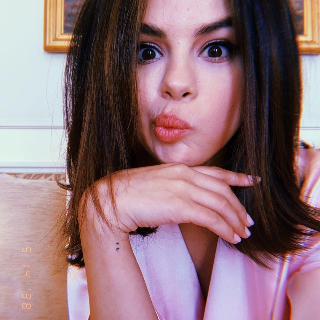 10 buc anh cua Selena Gomez anh 3