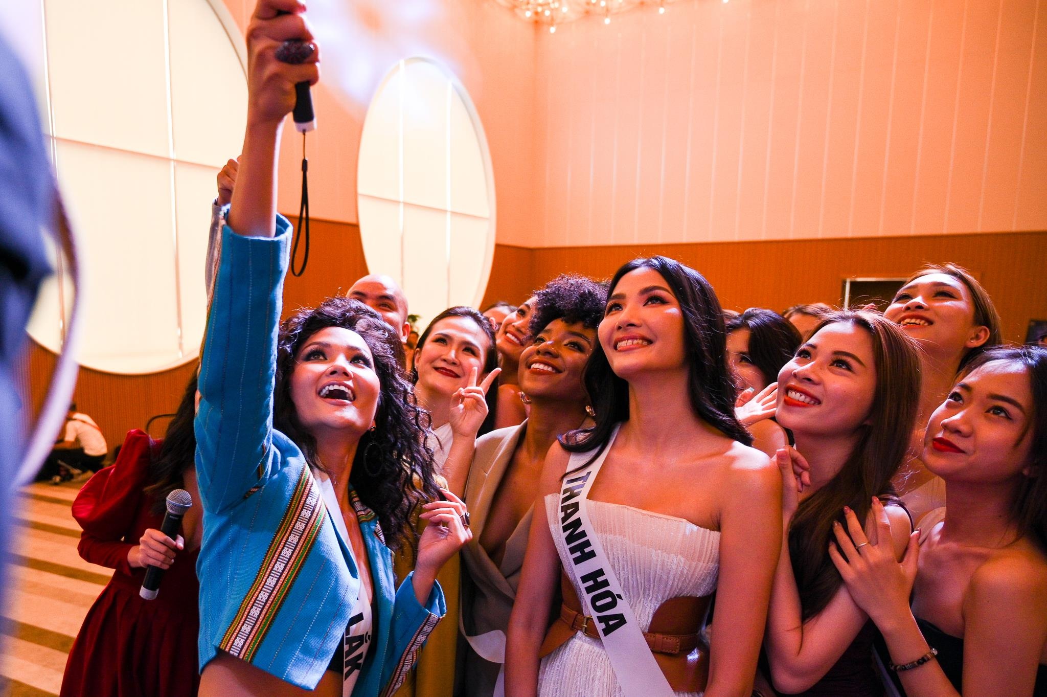 H'Hen Nie hoi ngo Hoang Thuy anh 11