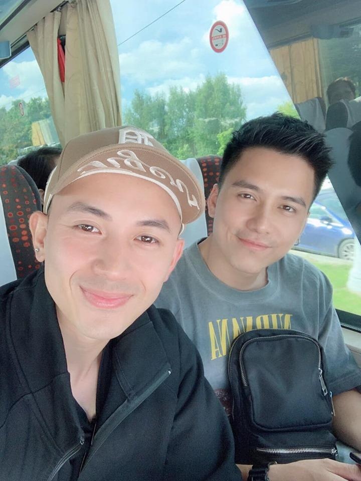 Manh Quan va Thanh Son giong nhau anh 4