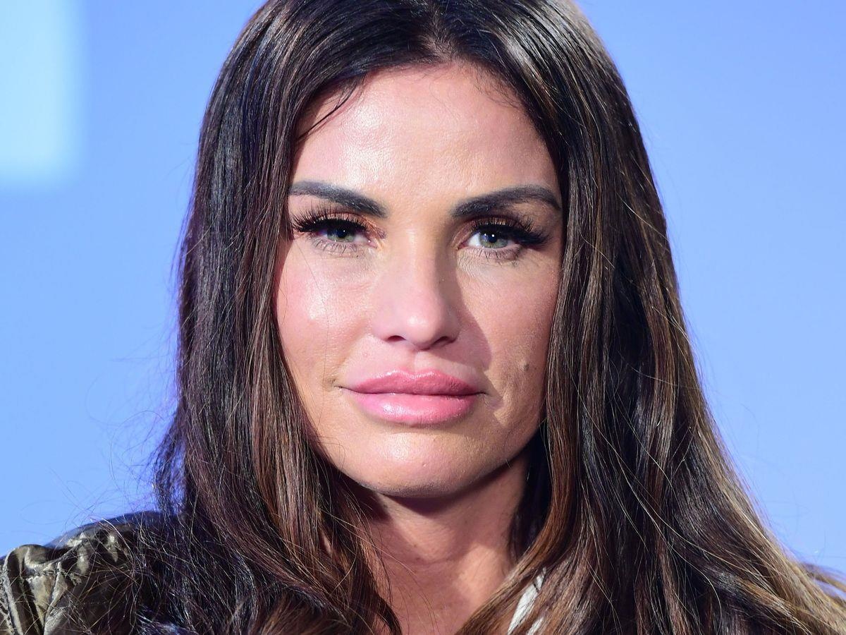 Katie Price phau thuat tham my anh 6
