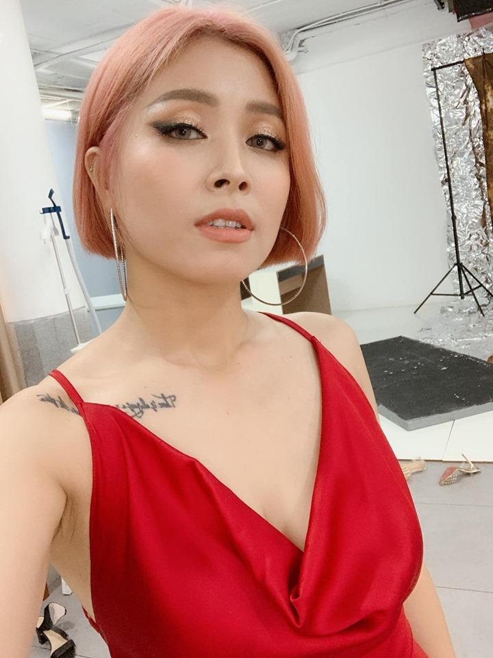 MC Hoang Linh nong bong anh 3