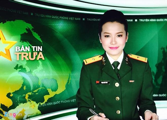 MC Hoang Linh nong bong anh 9