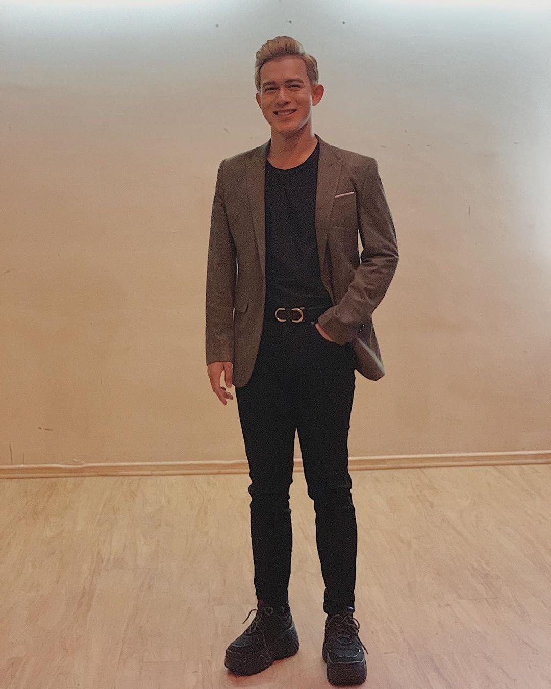 Son Tung M-TP,  Quang Anh giay don anh 1