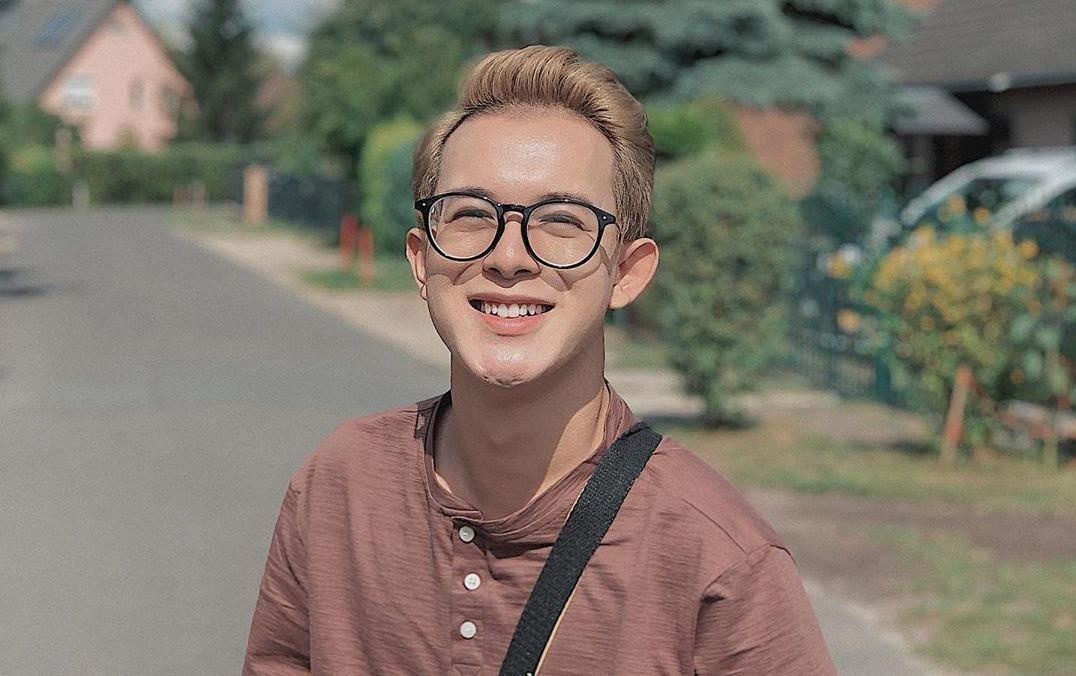 Tran Thanh, Quang Anh 'Ve nha di con' co so thich mang giay don hinh anh