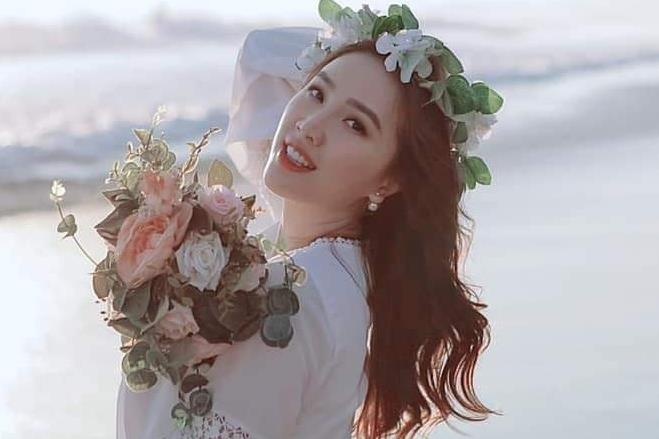 Bao Thy dang anh va tam su ve tuoi tac sau binh luan het thoi hinh anh