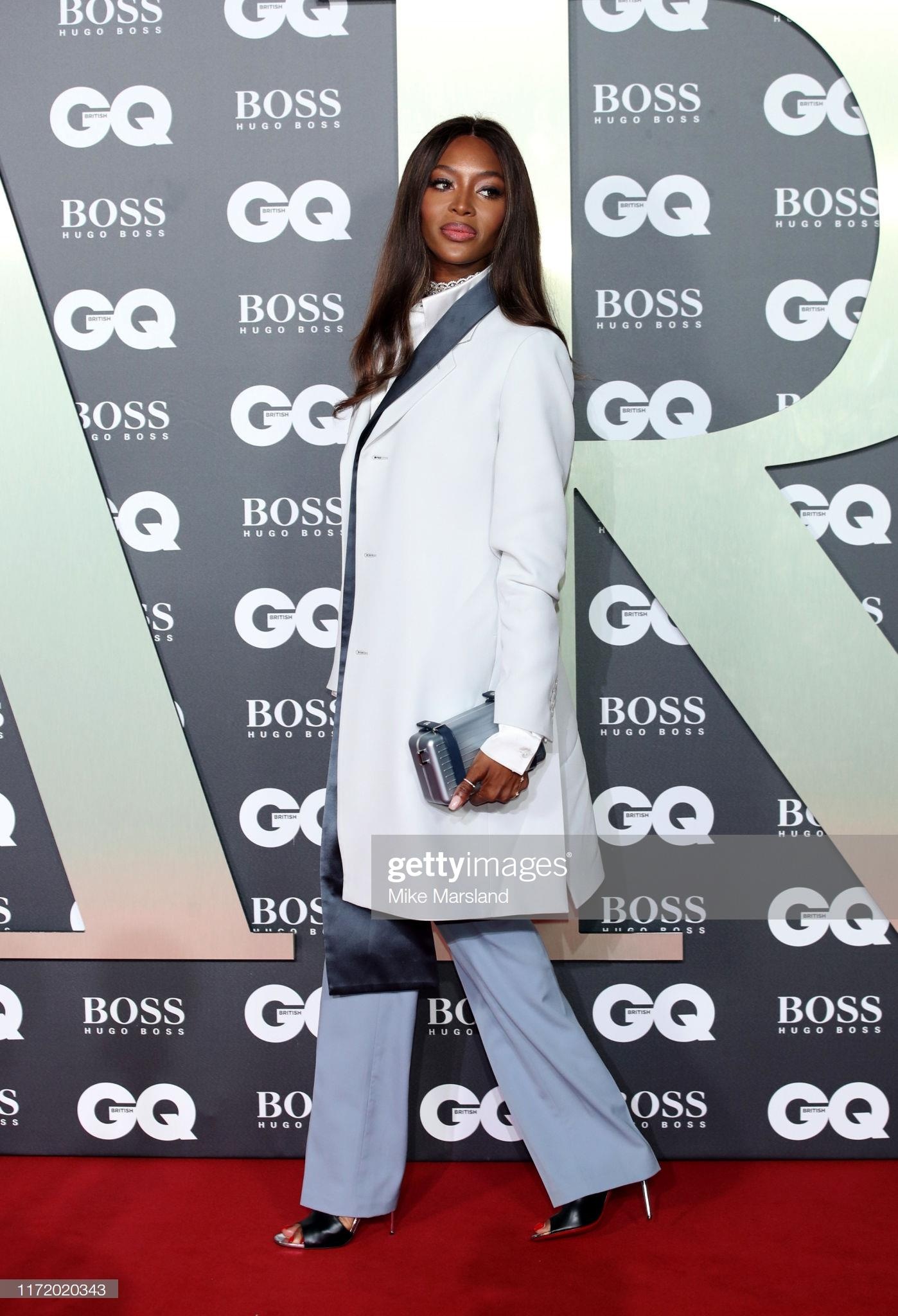 gia dinh David Beckham tren tham do 2019 anh 13