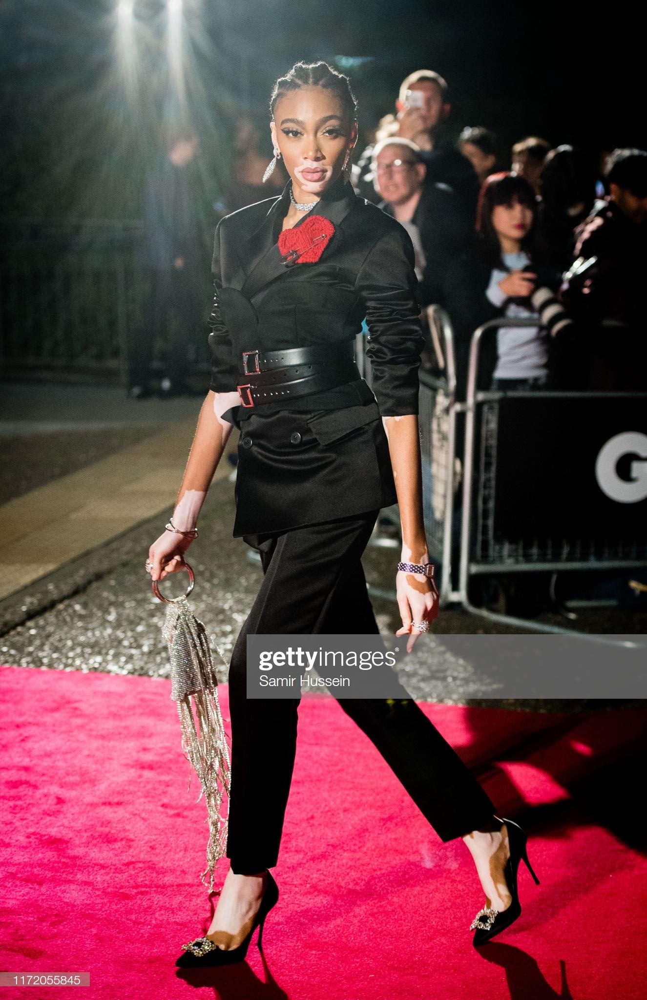 gia dinh David Beckham tren tham do 2019 anh 17