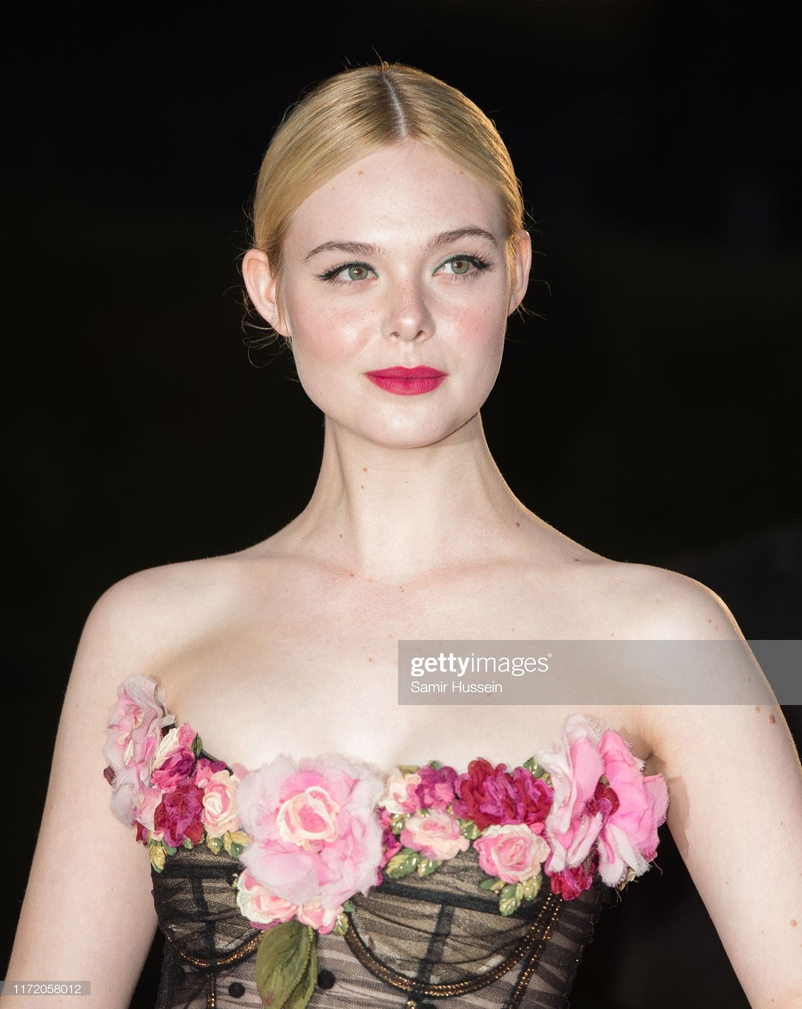 gia dinh David Beckham tren tham do 2019 anh 8