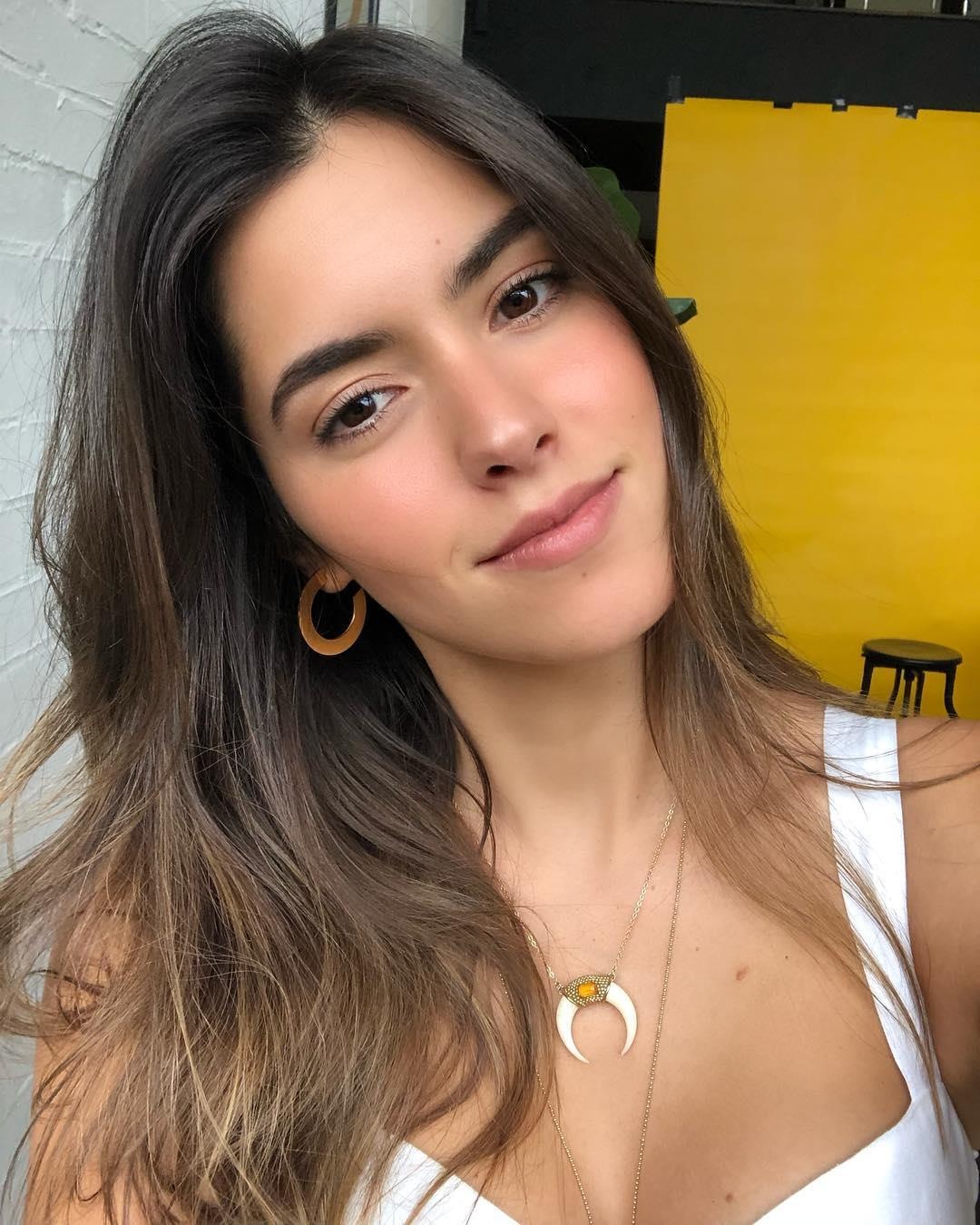 Hoa hau Hoan vu 2014 anh 9