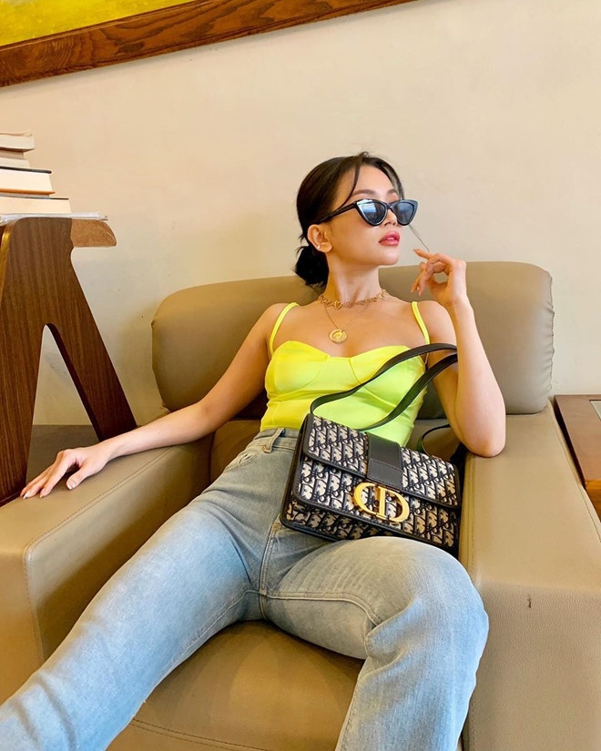 Sao Viet su dung hang gia anh 2