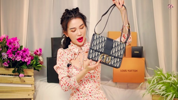 Sao Viet su dung hang gia anh 1