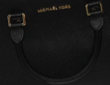 Sao Viet su dung hang gia anh 7