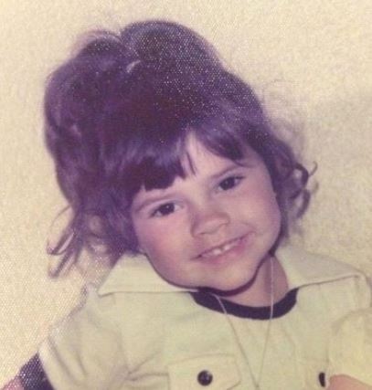 Victoria Beckham bi bat nat anh 1