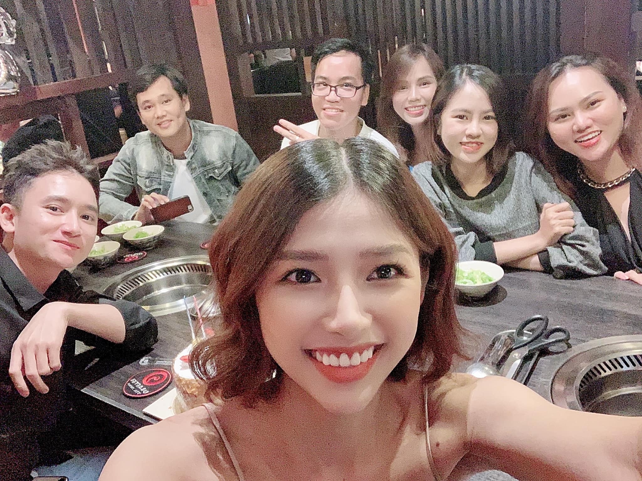 Phan Manh Quynh va ban gai anh 6