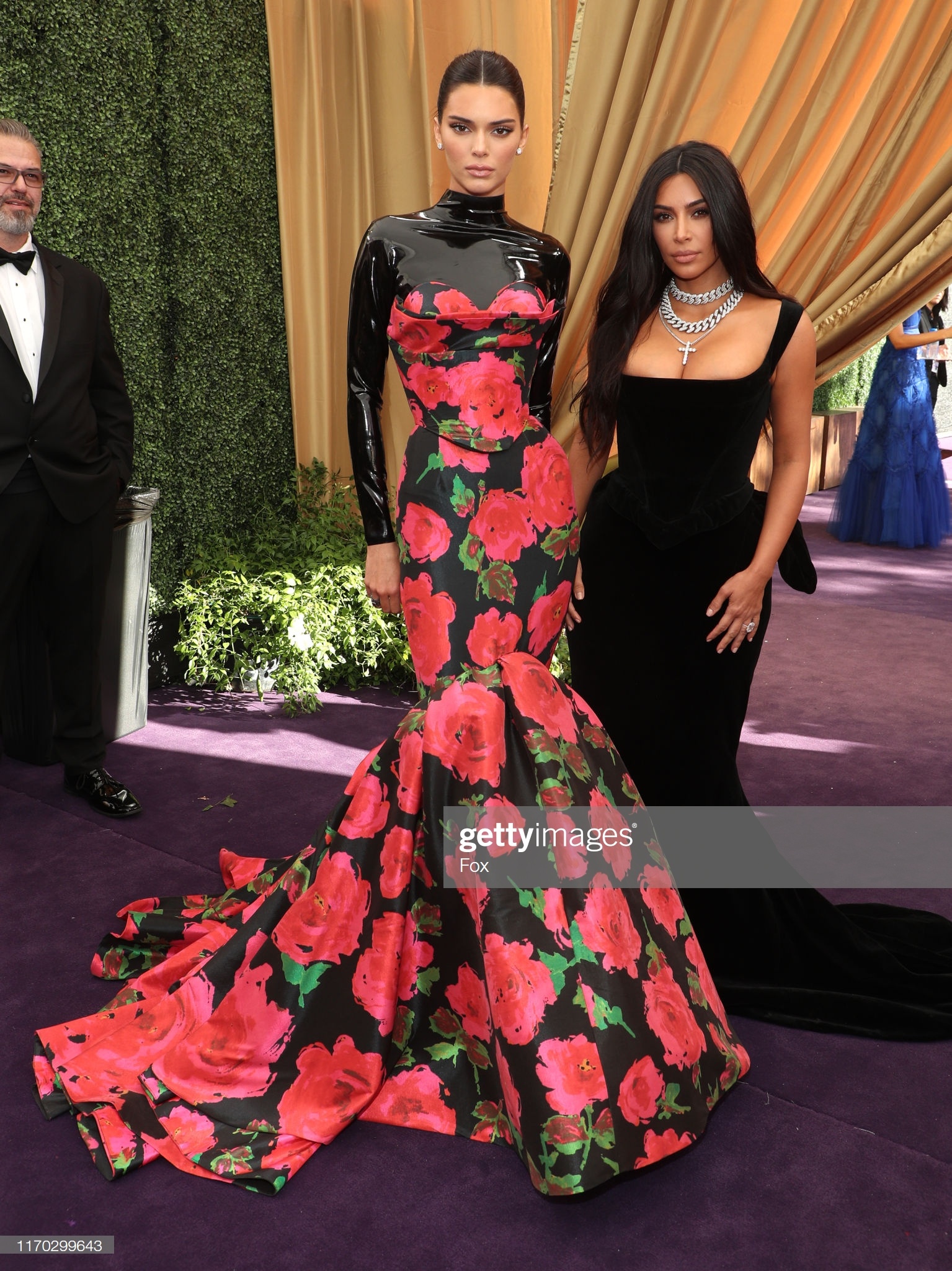 Kim Kardashian hoi ngo Kendall Jenner anh 3