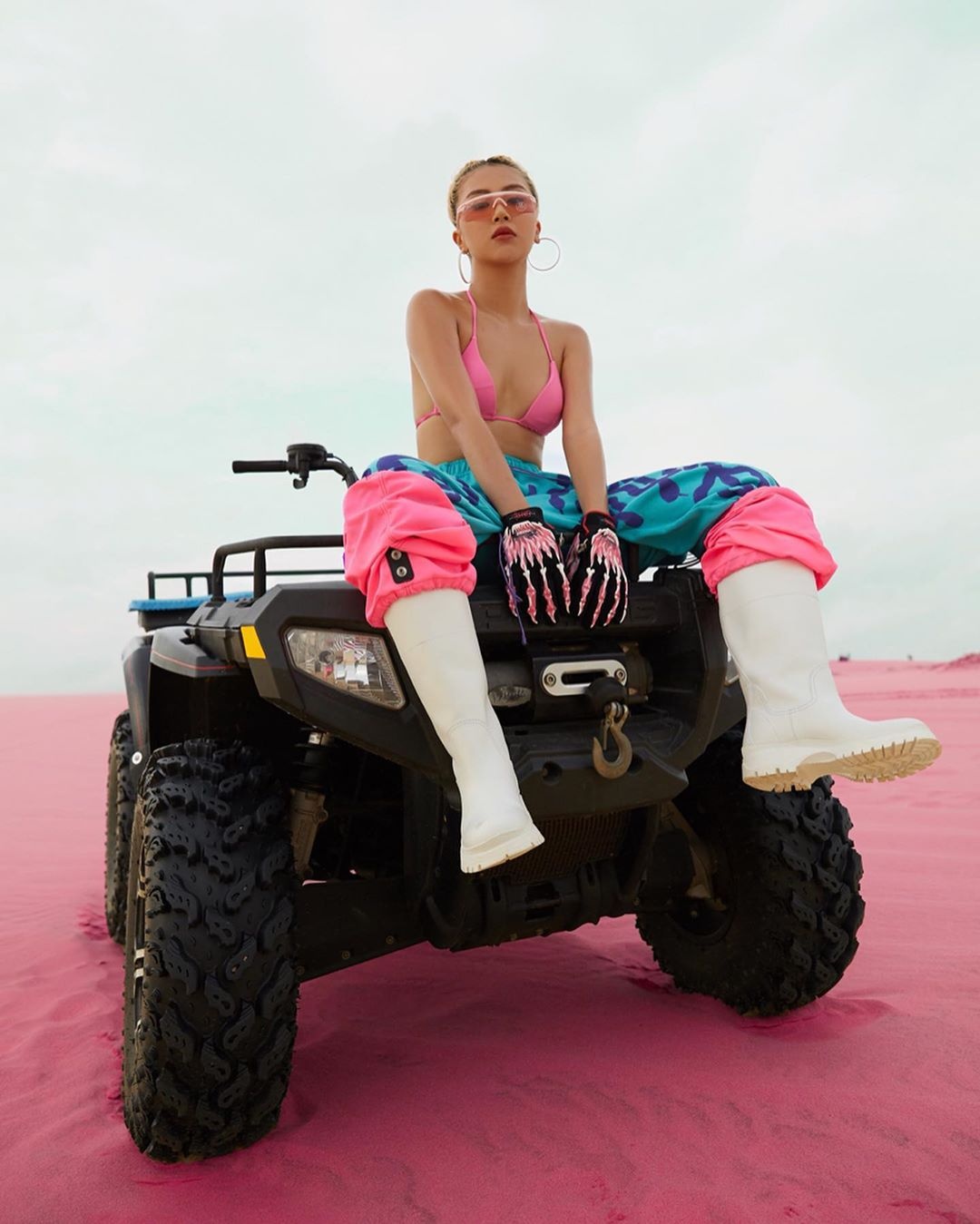 Linh Ka vuong tin don hen ho Will anh 13