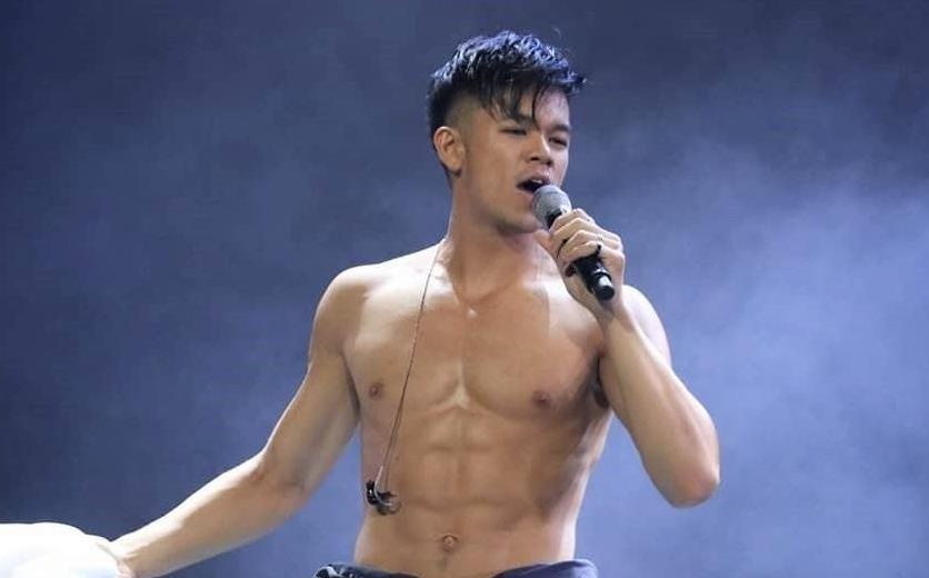 Trong Hieu cover 'Senorita' cua Shawn Mendes va Camila Cabello hinh anh