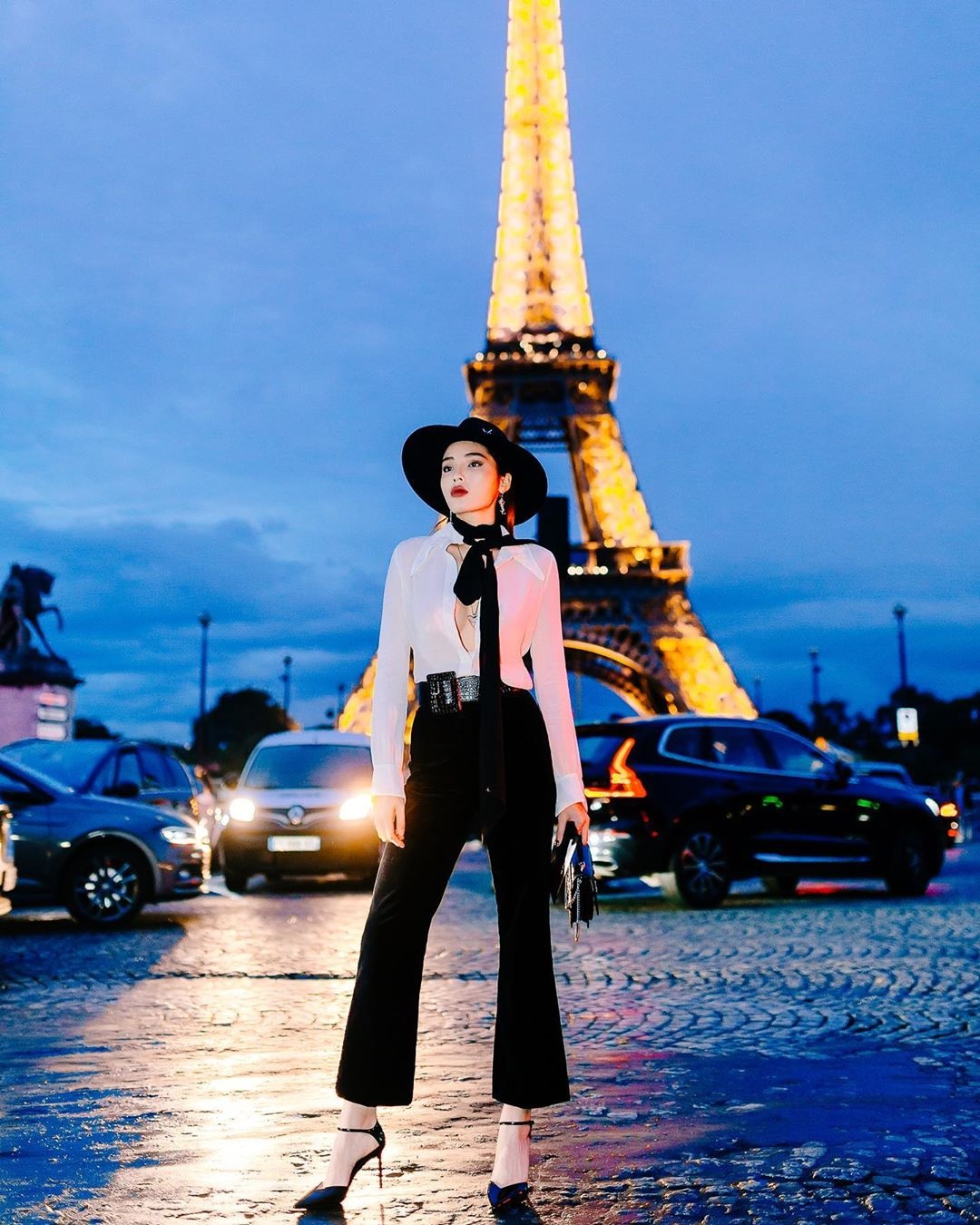 Ky Duyen du Tuan le thoi trang Paris anh 2
