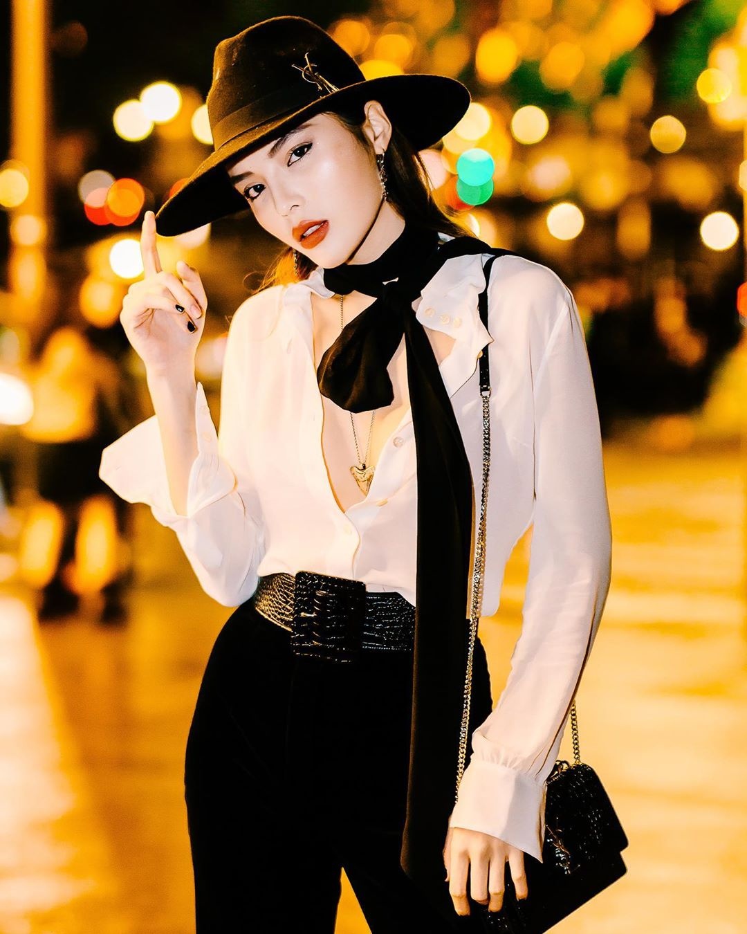 Ky Duyen du Tuan le thoi trang Paris anh 1